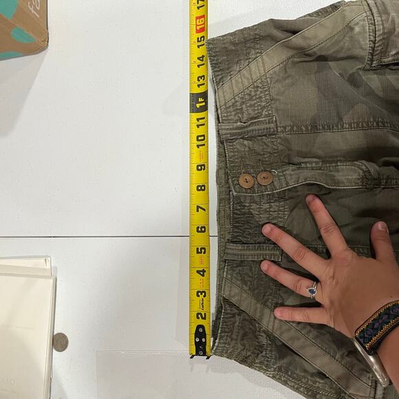 Vintage American Eagle Cam Cargo Y2K Micro Mini Distressed Skirt Size 6 - Picture 6 of 7